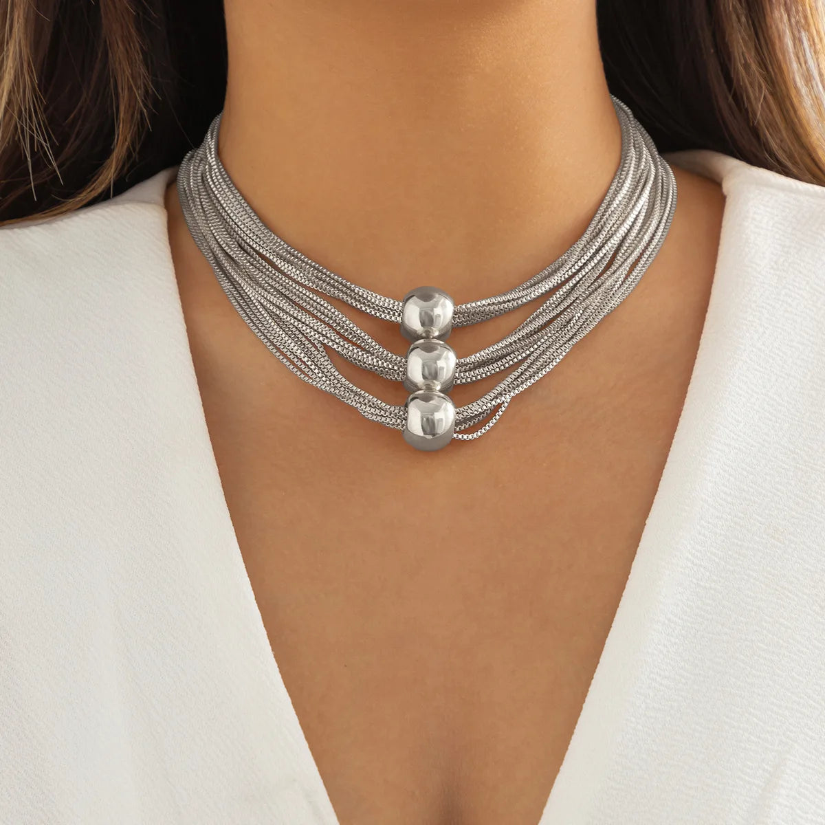 Multi-chain Necklace with Spheres