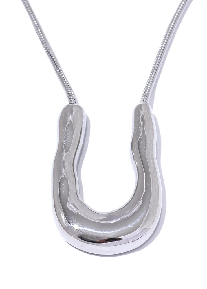 U-necklace