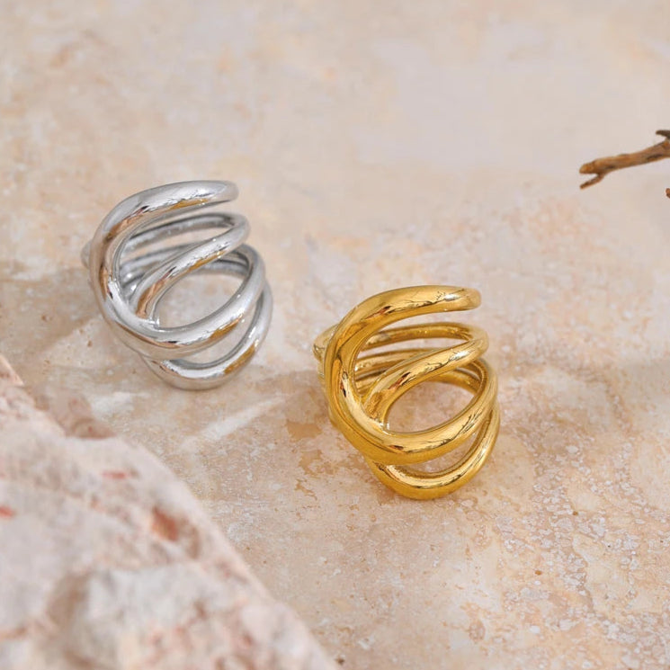Intertwined Ring