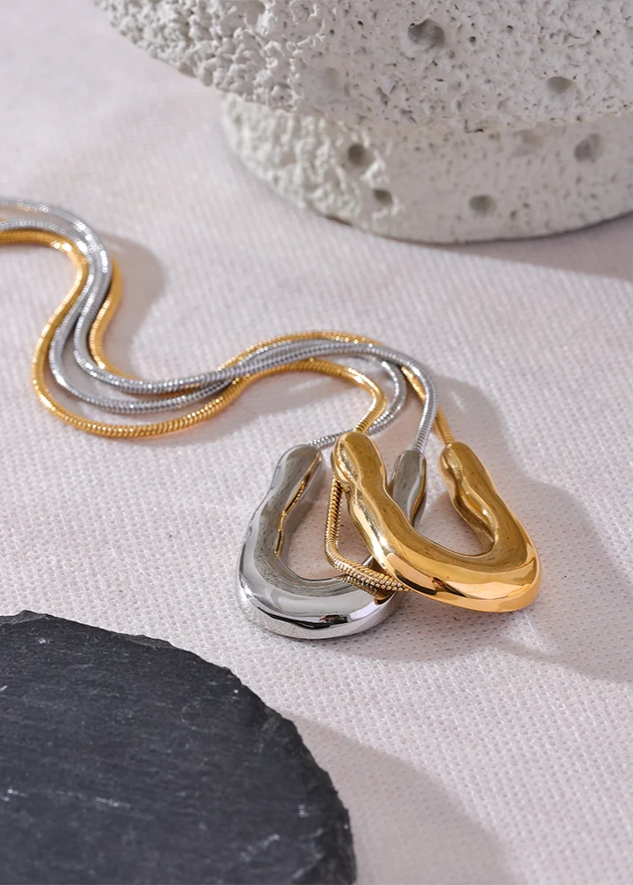U-necklace