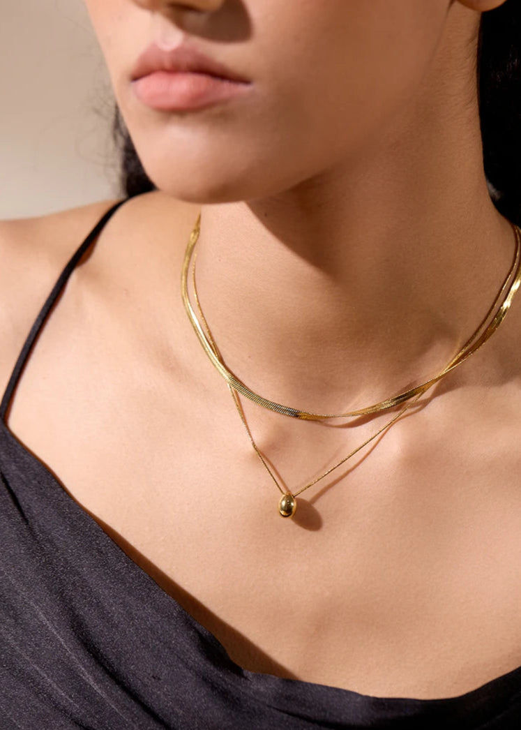 Necklace with Oval Pendant