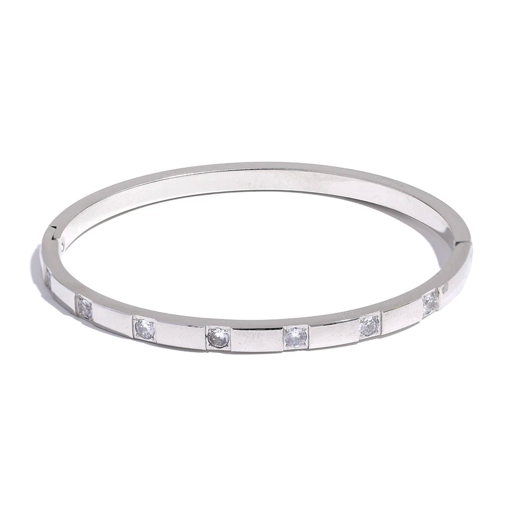 Bracelet with Zirconia