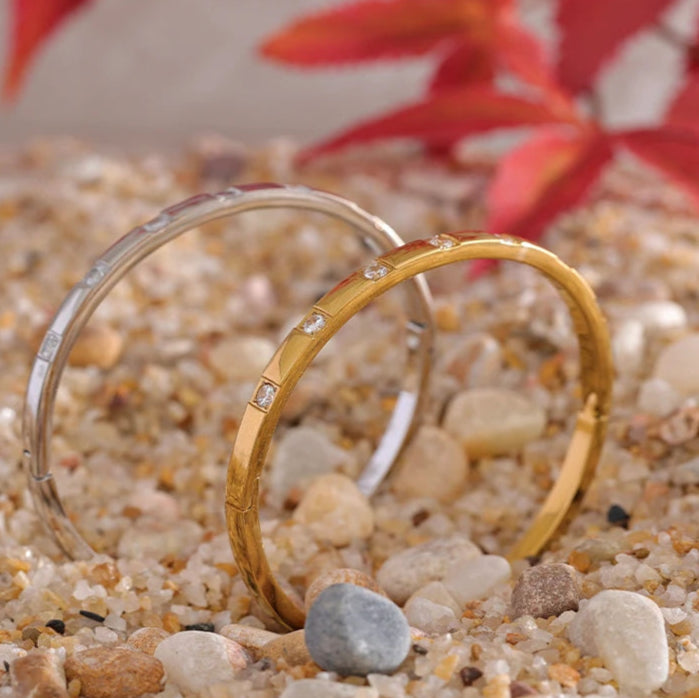 Bracelet with Zirconia