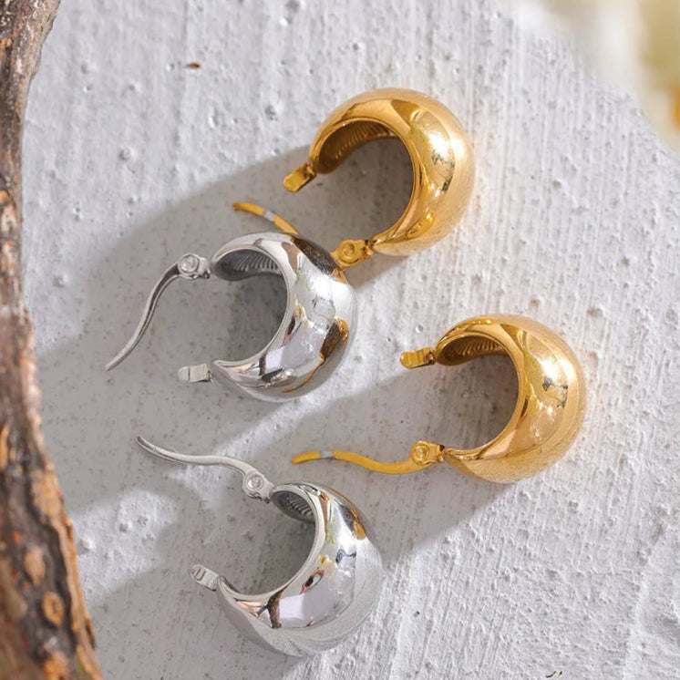 Wavy Hoop Earrings