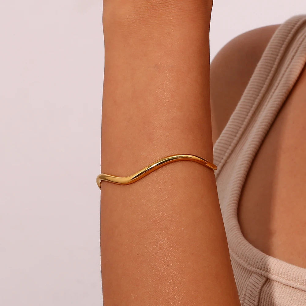 Wavy Bracelet