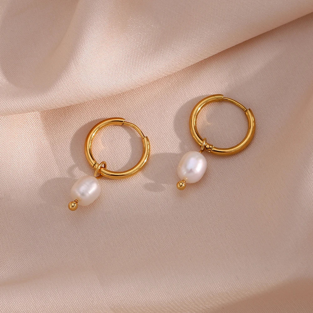 Hoop Earrings with Pearls