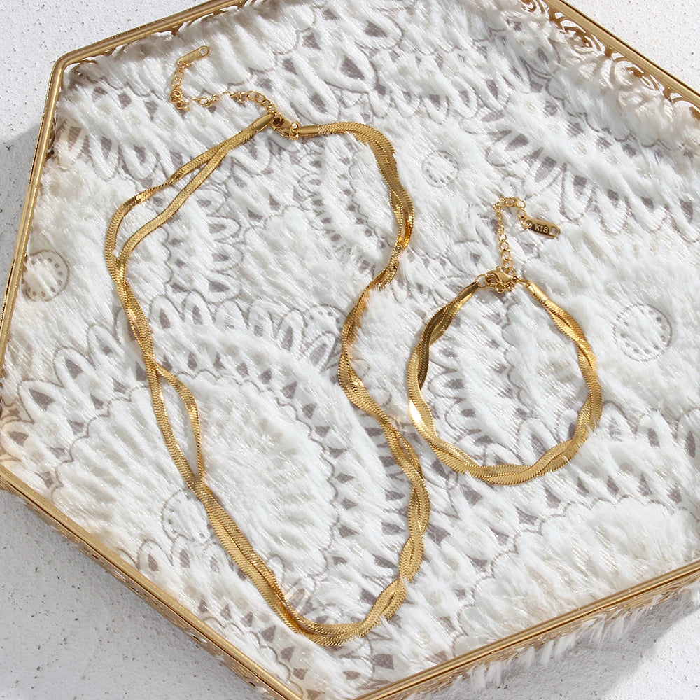 Intertwined Set (Necklace + Bracelet)