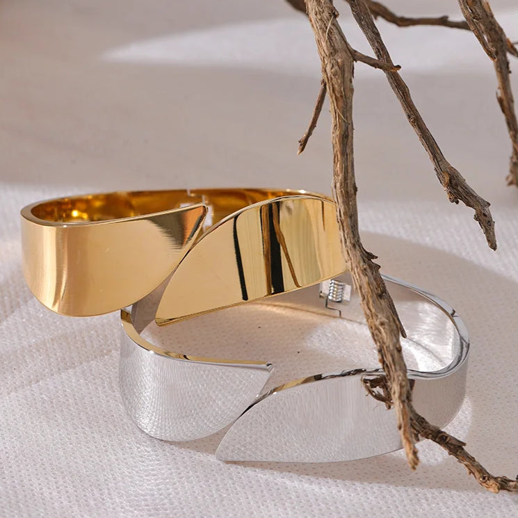 Vertex Bracelet
