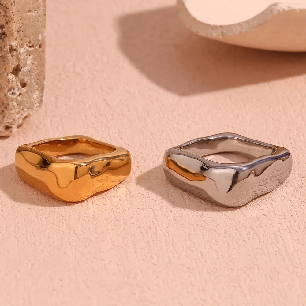 Quadrangular Ring