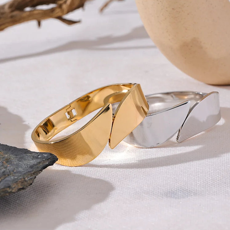 Vertex Bracelet