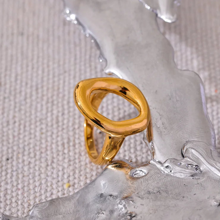 Hollow Oval Ring