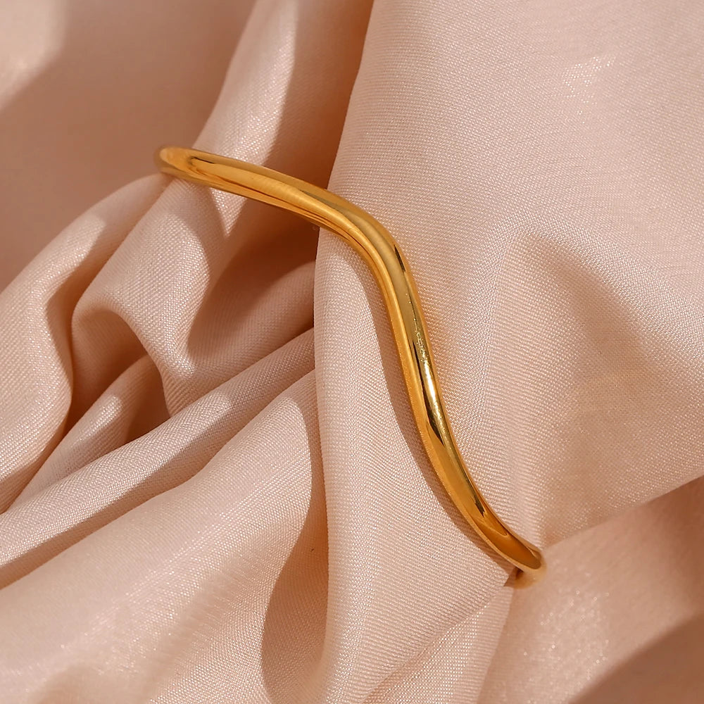Wavy Bracelet