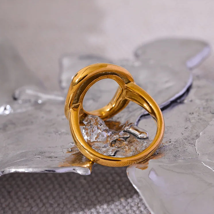 Hollow Oval Ring