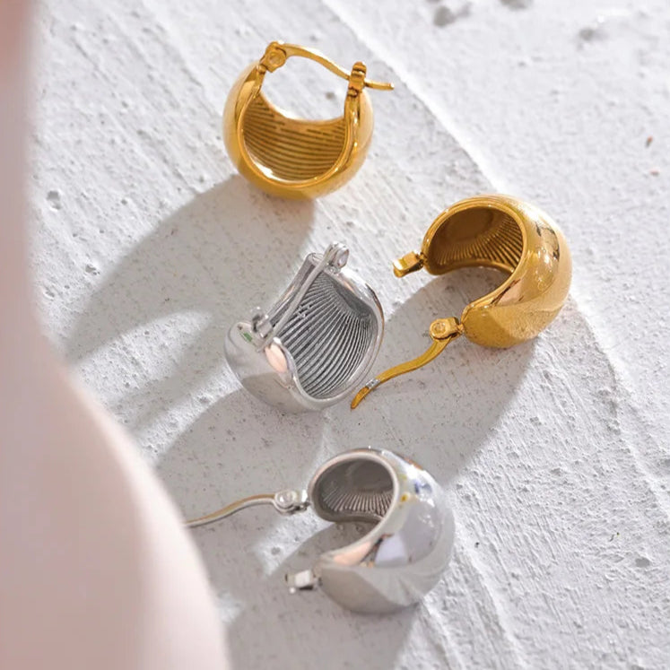 Wavy Hoop Earrings
